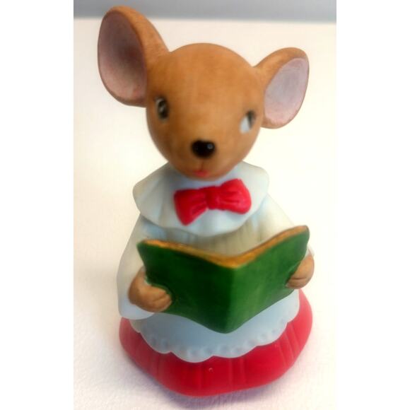 Vintage Ceramic Christmas Caroler Holiday Mouse Figurine Singing XTWL1712 - Picture 1 of 9